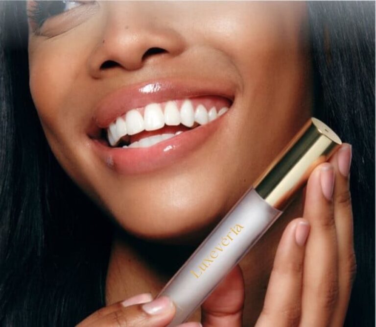 Luxevéria Lip Care Essence Oil